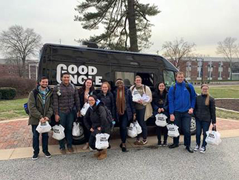 Good Uncle Food Truck and Happy Customers